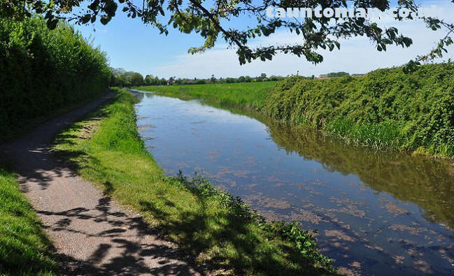 canoe canal somerset